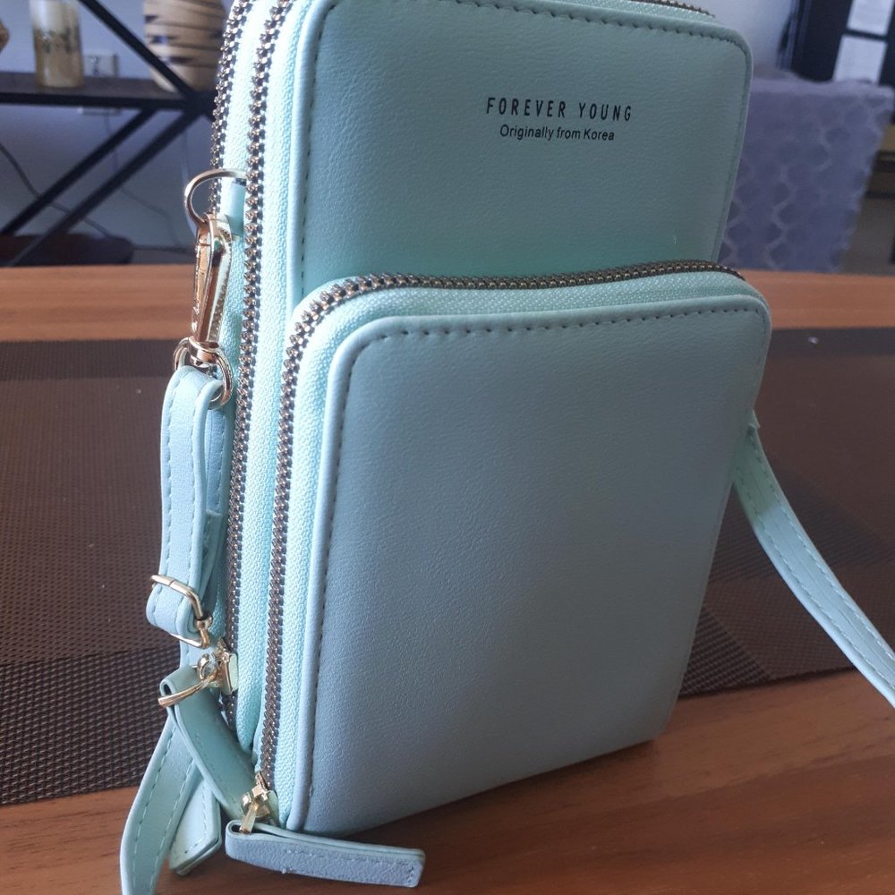 Women Touch Screen Crossbody Phone Purse - Picture 3 of 4